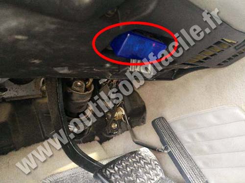Lexus LS 430 - Connecteur OBD