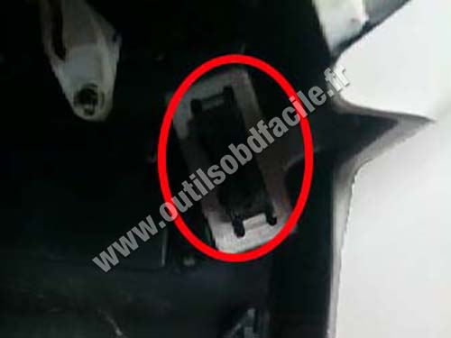 Mazda Demio - Prise OBD