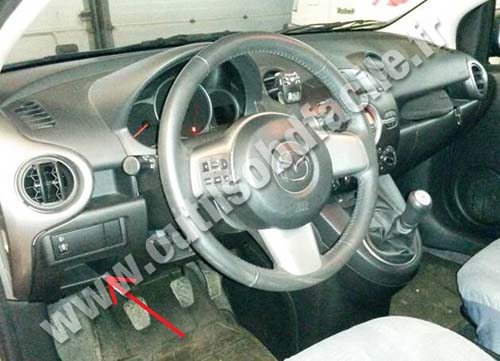 Mazda 2 tableau de bord