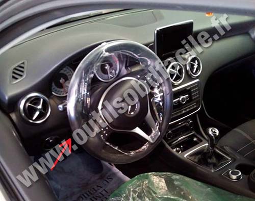 Mercedes Classe A 176 tableau de bord