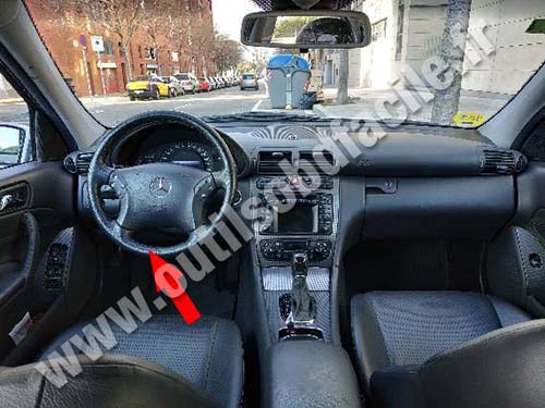 Mercedes Classe C W203 - Tableau de bord