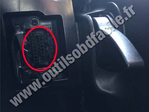 Mercedes Classe SLK - Prise OBD