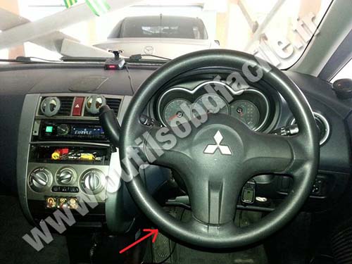 Mitsubishi Colt tableau de bord