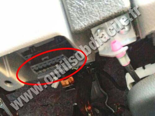 Mitsubishi L200 - Prise OBD