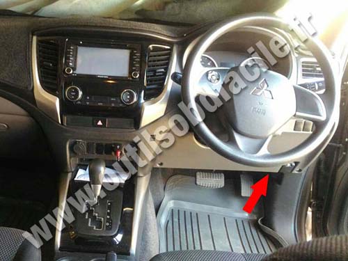 Mitsubishi L200 - Tableau de bord