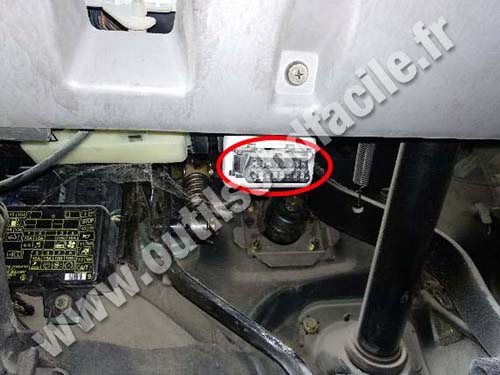 Mitsubishi Montero - Prise OBD