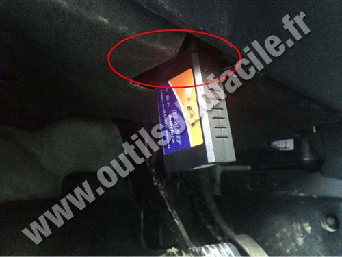 Mitsubishi Outlander Connecteur OBD