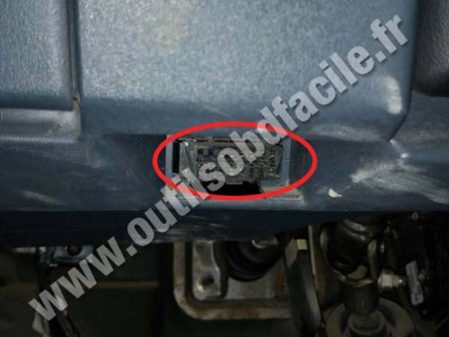 Nissan Almera prise OBD2