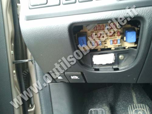 Nissan Note connecteur OBD