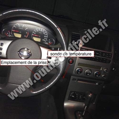 Nissan Pathfinder R51 tableau de bord