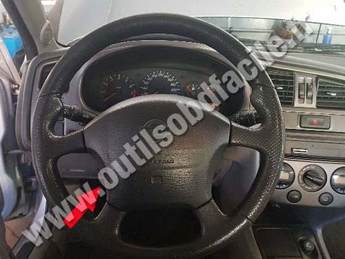 Nissan Primera P11 - Tableau de bord
