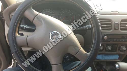 Nissan Sentra - Volant