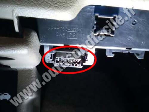 Nissan Terrano - Prise OBD