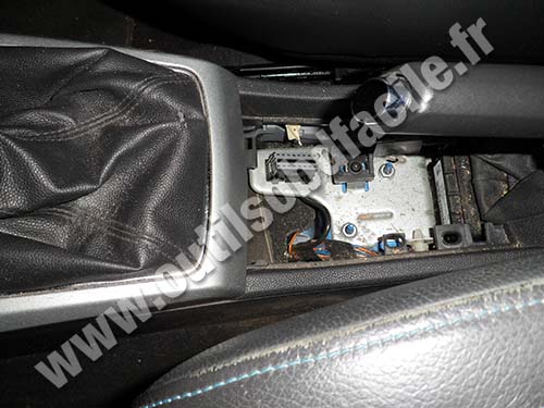 Le connecteur OBD