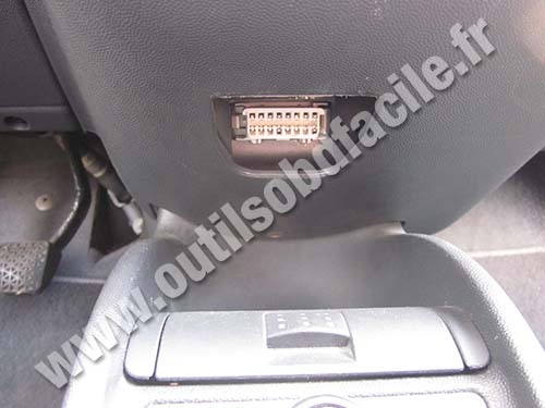 Opel Corsa C connecteur OBD
