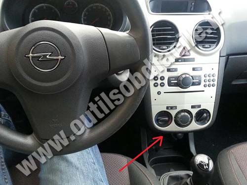 Opel Corsa D tableau de bord