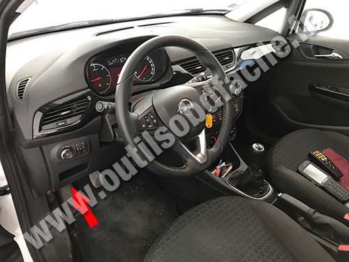 Opel Corsa E - Tableau de bord