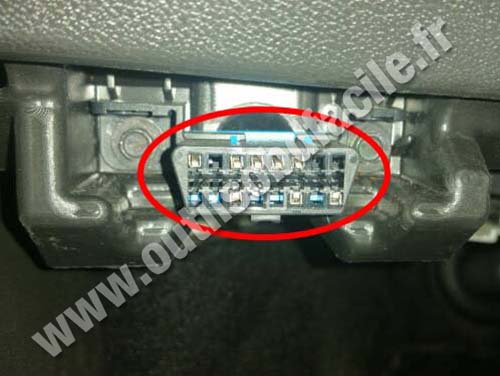 Opel Crossland X - Prise OBD
