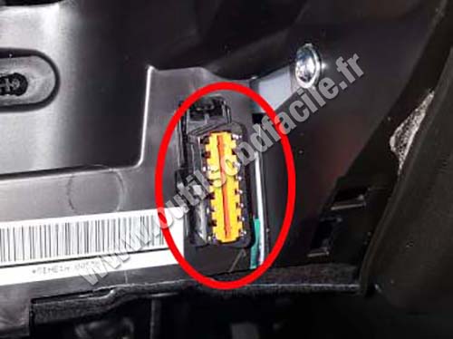 Opel Grandland X - Prise OBD