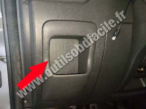 Opel Movanno - Vide poche