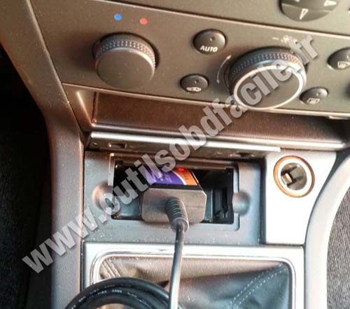 Opel Vectra C prise diag OBD2