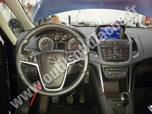 Opel Zafira C Tableau de bord