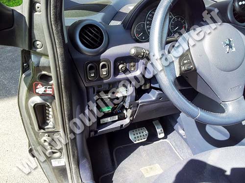 Peugeot 1007 tableau de bord