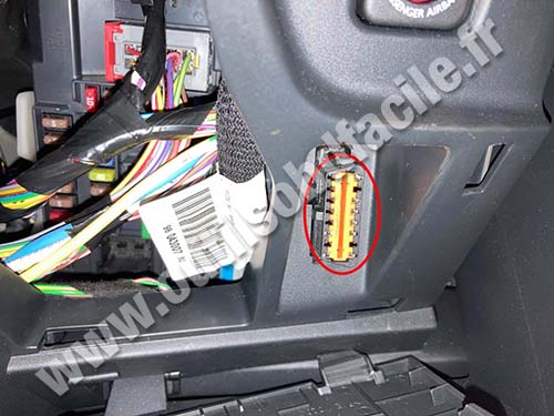 Peugeot 2008 - Prise OBD II