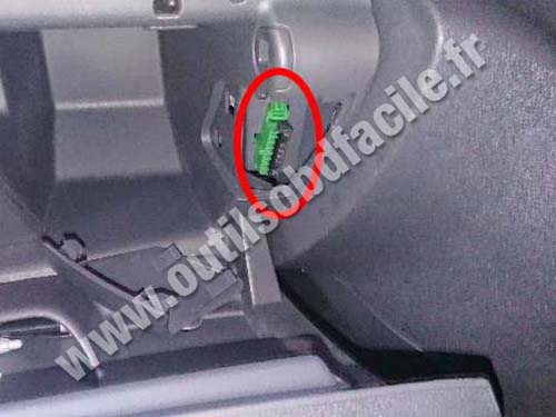Peugeot 3008 Connecteur OBD