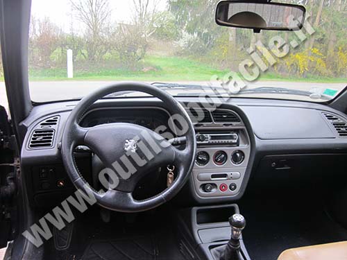 Peugeot 306 tableau de bord