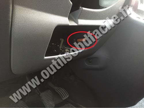 Peugeot Expert prise OBDII