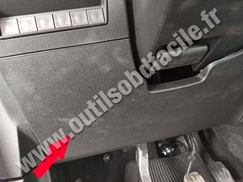 Peugeot Partner - Cache plastique