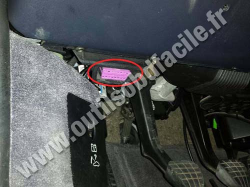 Porsche Boxster Type 986 - Connecteur OBD