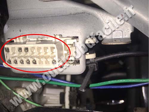 Proton Perdana - Prise OBD