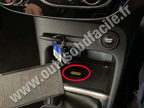 Renault Captur - Prise OBD
