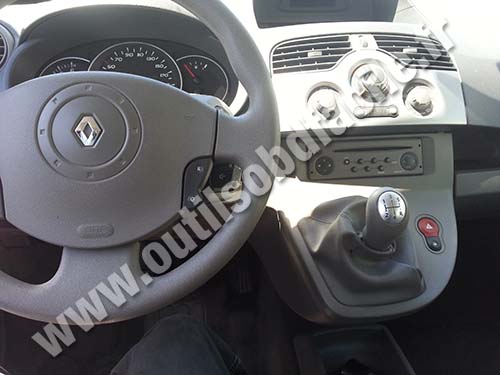 Renault Kangoo II tableau de bord