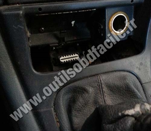 Renault Laguna 1 Phase 2 connecteur OBD