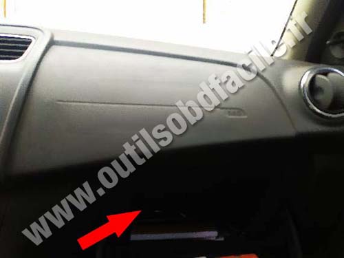 Renault Logan - Boite à gants