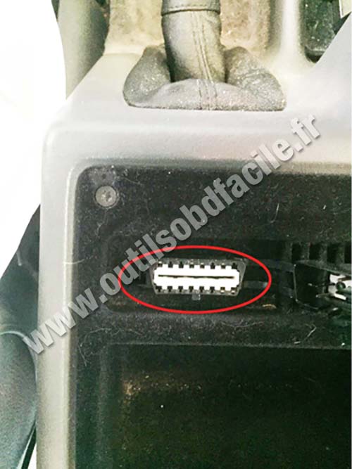 Renault Safrane - Connecteur OBD