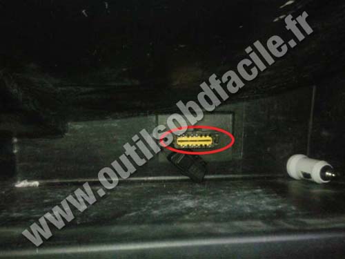 Renault Sandero - Prise OBD