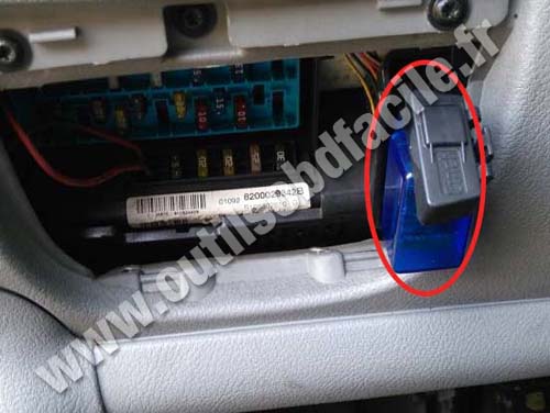 Renault Scenic - Connecteur OBD