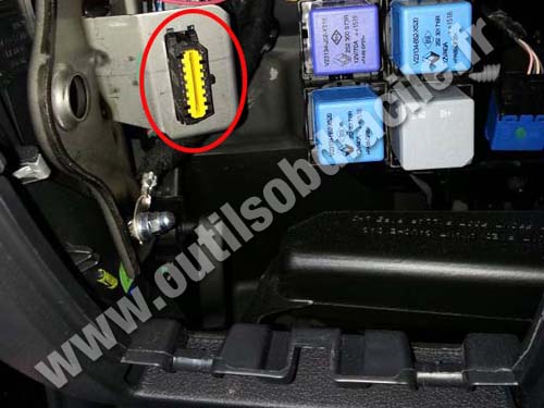 Renault Trafic 3 Connecteur OBD