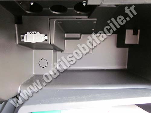Renault Twingo 2 boite à gants passager