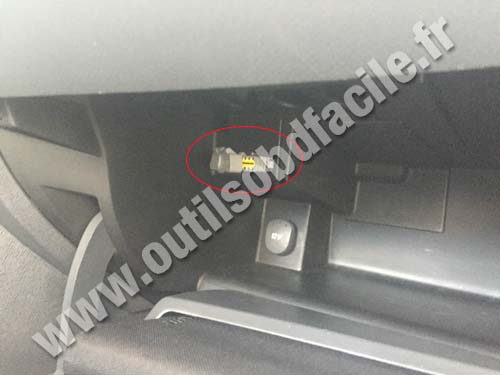 Renault Wind prise OBD