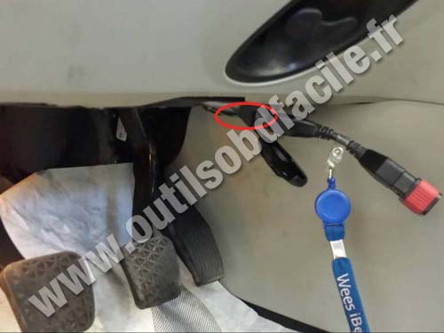 Saab 9.3 - Connecteur OBD2