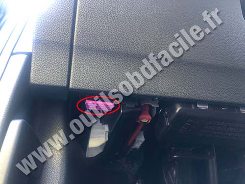 Seat Ateca - OBD port