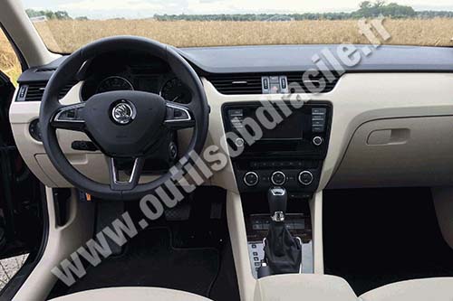 Skoda Octavia 3 tableau de bord