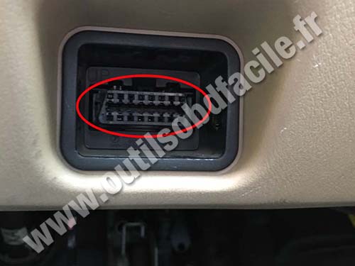 Prise OBD2 Subaru Forester SG (2002 2008) RHD