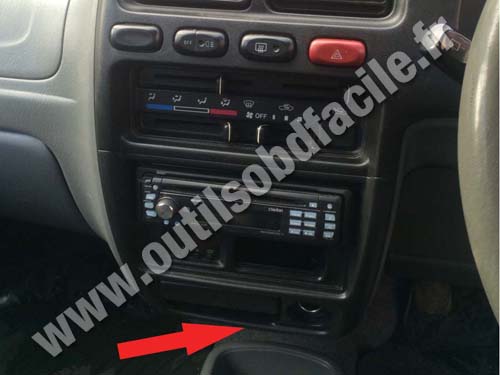 Suzuki Alto V - Console centrale