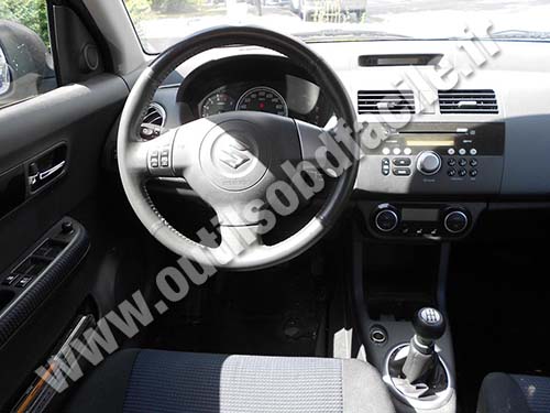 Suzuki Swift tableau de bord